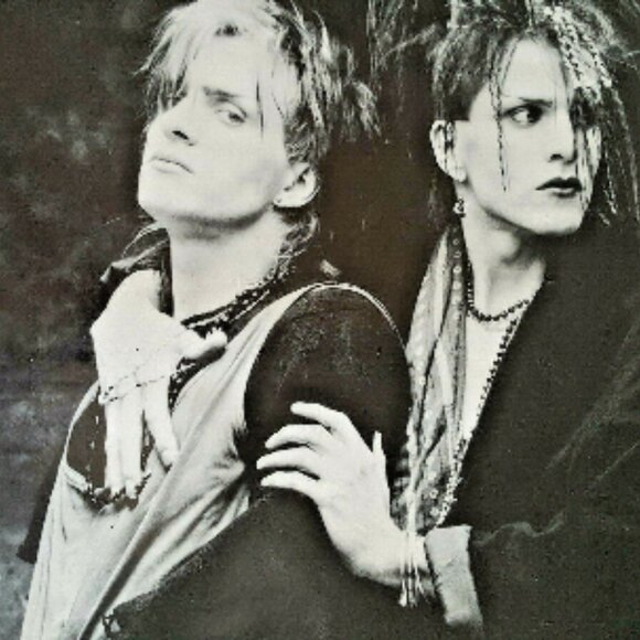 GENE LOVES JEZEBEL Immigrant Poster VINTAGE 1985 RARE New Wave Goth 30" x 20" - Picture 3 of 7